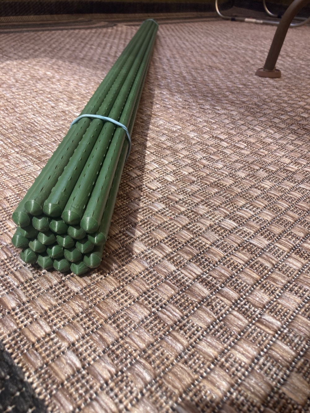 Sunnyglade 22PCS 48” Plant Stakes Garden - Picture 2 of 8